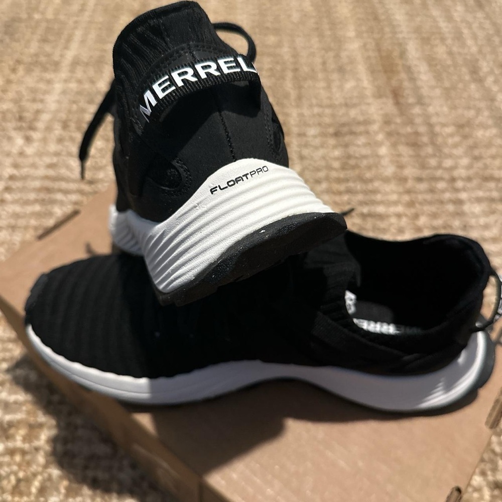 Merrell Woman’s Training Sneaker SIZE 7.6W